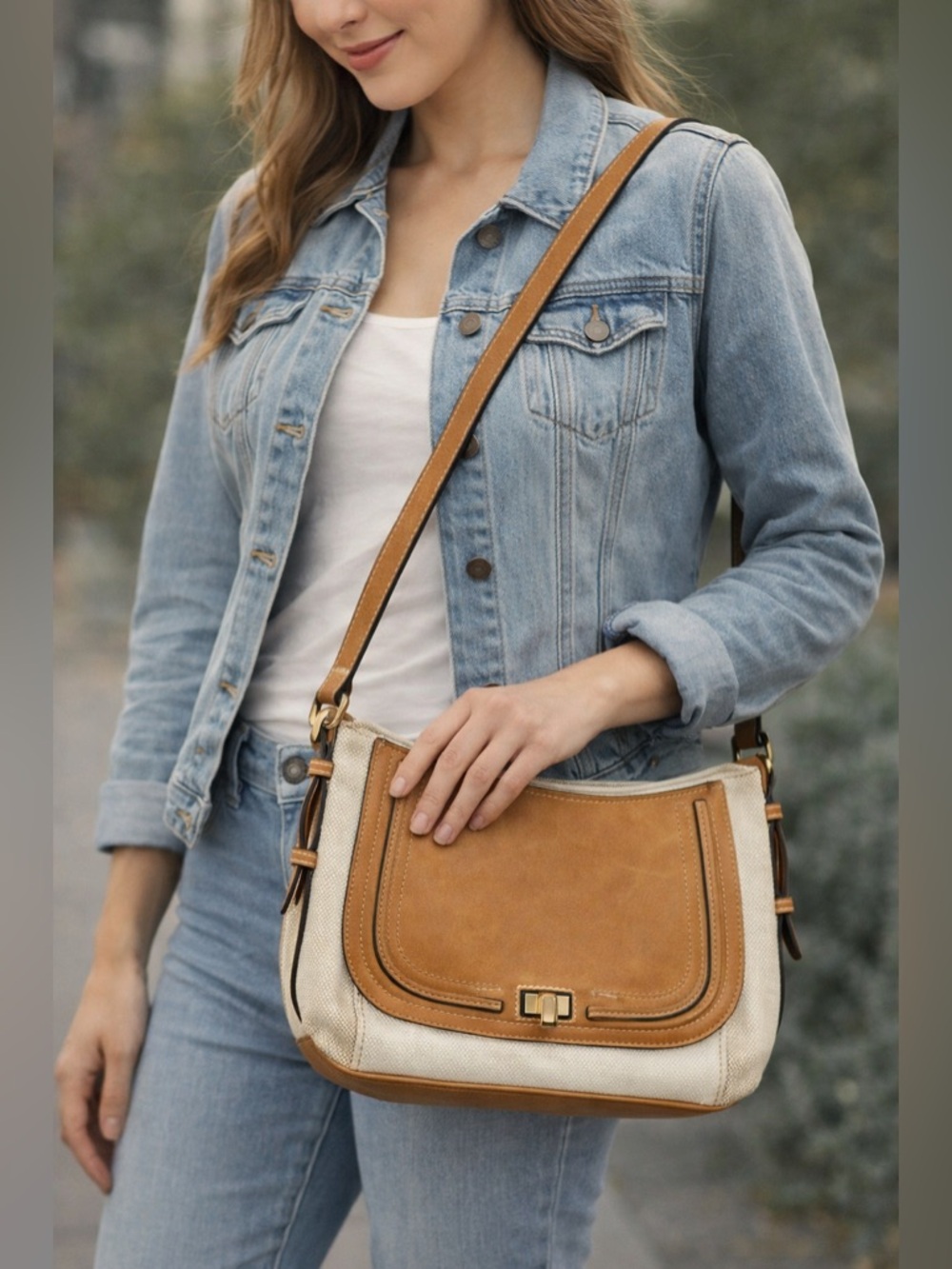 Liz Claiborne Tan and Cream Crossbody Shoulder Bag